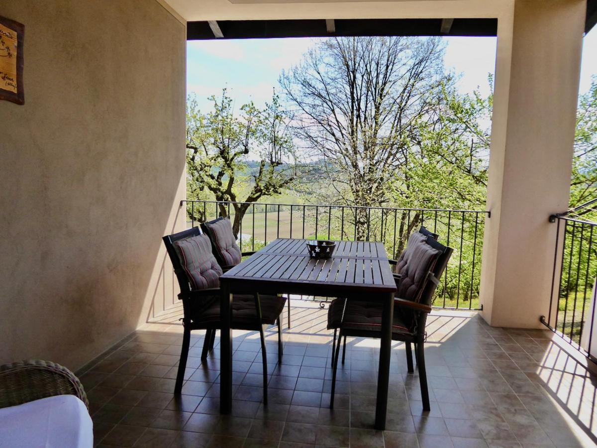 Agriturismo Bottega Di Rosanna Castagnole delle Lanze Bagian luar foto