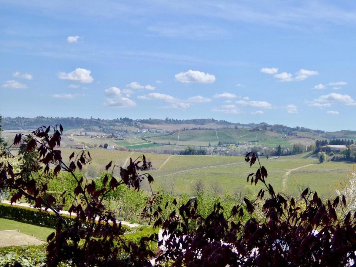 Agriturismo Bottega Di Rosanna Castagnole delle Lanze Bagian luar foto