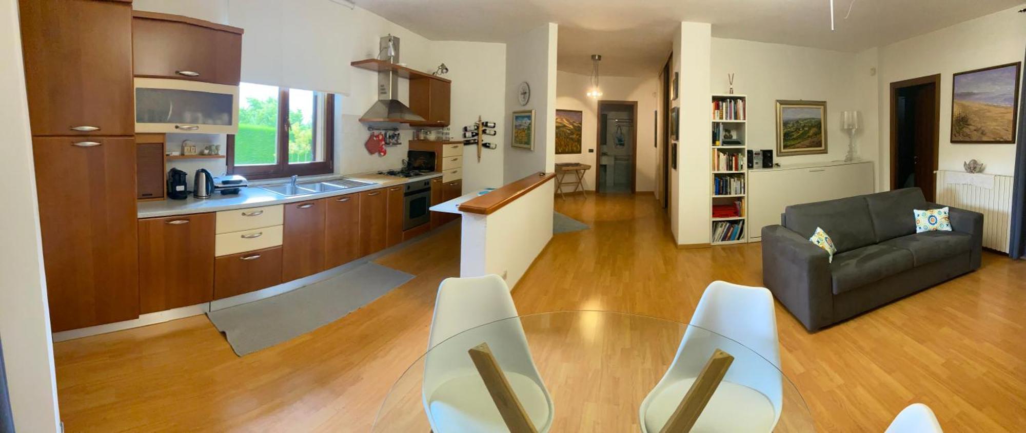 Agriturismo Bottega Di Rosanna Castagnole delle Lanze Bagian luar foto