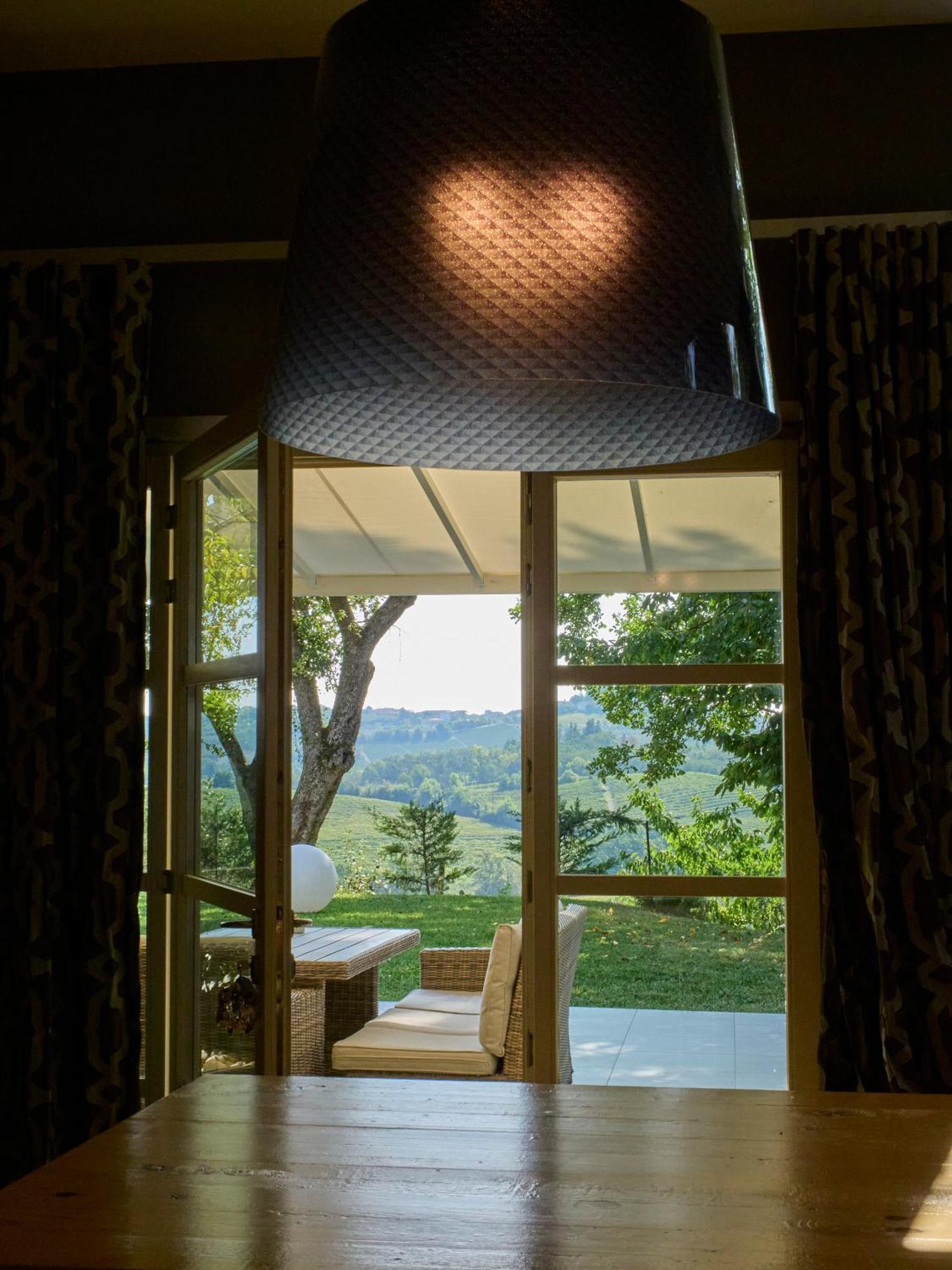Agriturismo Bottega Di Rosanna Castagnole delle Lanze Bagian luar foto
