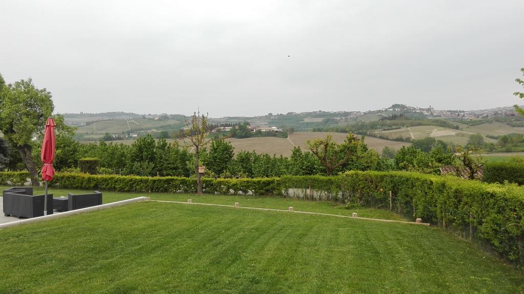 Agriturismo Bottega Di Rosanna Castagnole delle Lanze Bagian luar foto